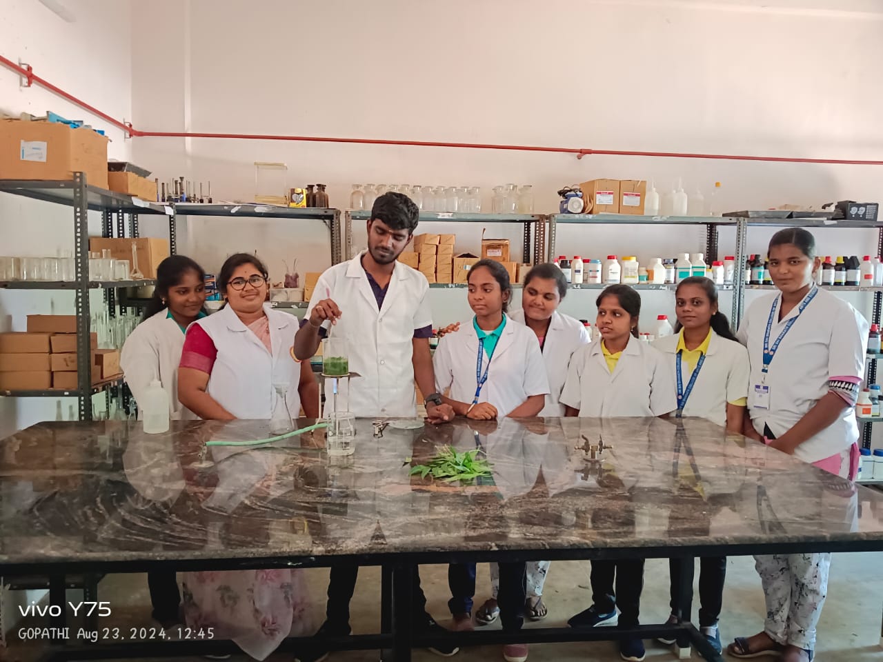 Chemistry Club Image 10