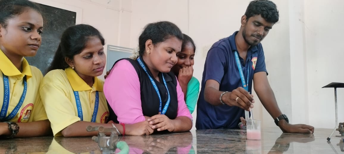 Chemistry Club Image 6